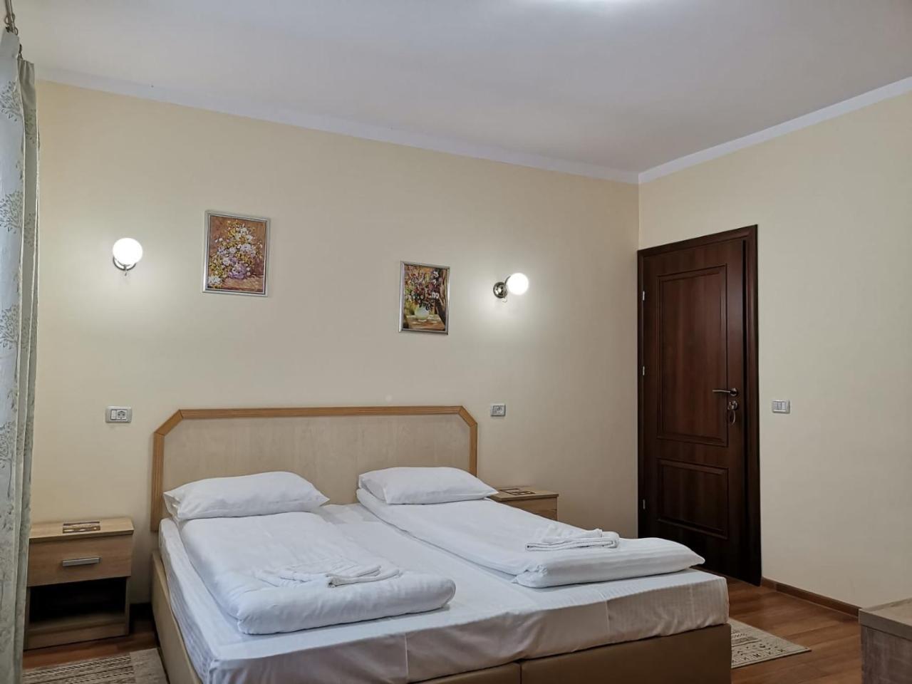 Fantanita Craiesei Hotel Fagaras Luaran gambar